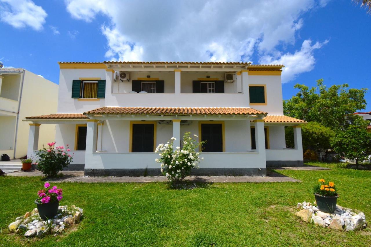 Dolphin Apt & Studios -Near The Beach Appartement *
