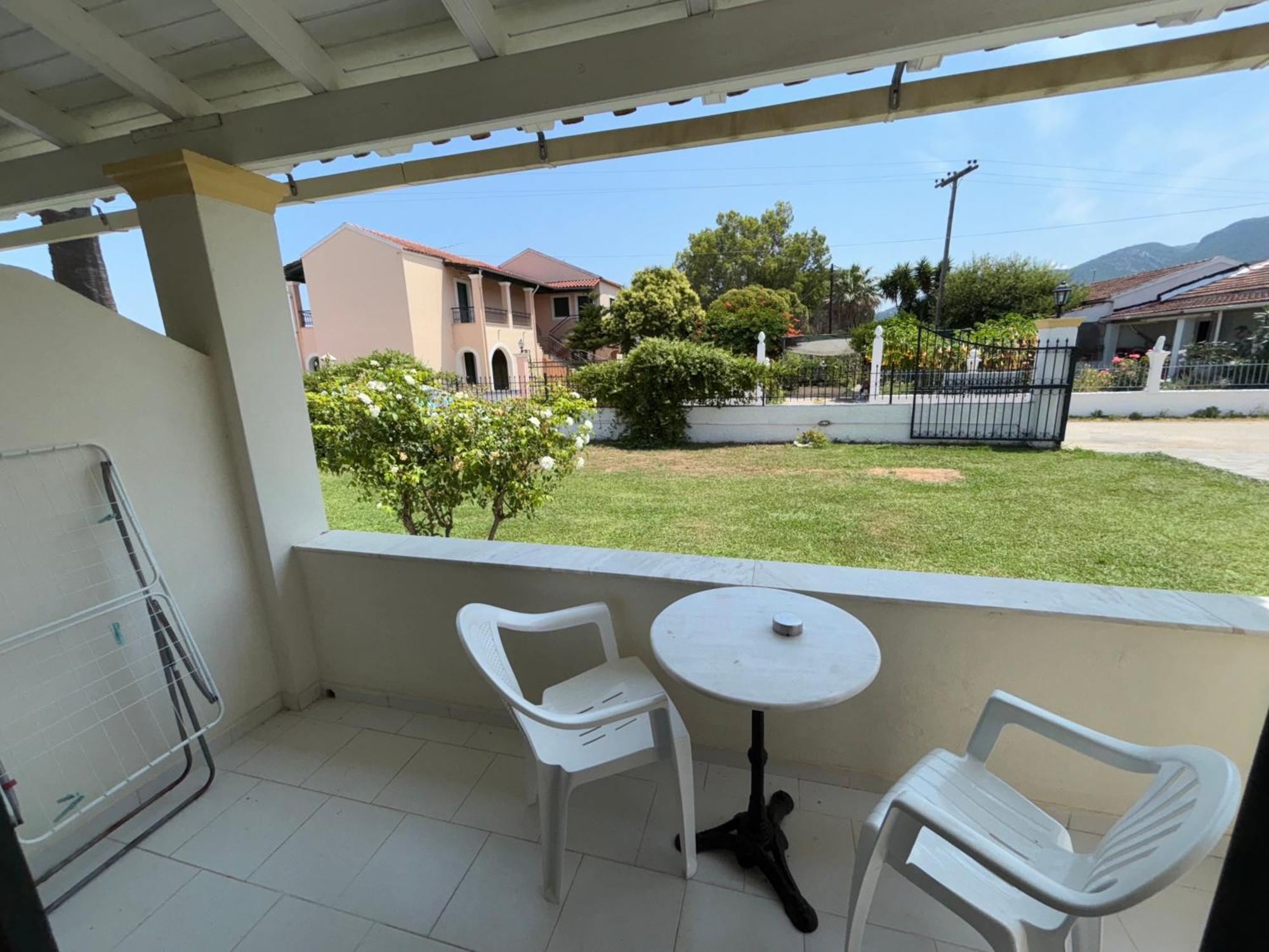 Dolphin Apt & Studios -Near The Beach Appartement Roda (Corfu)