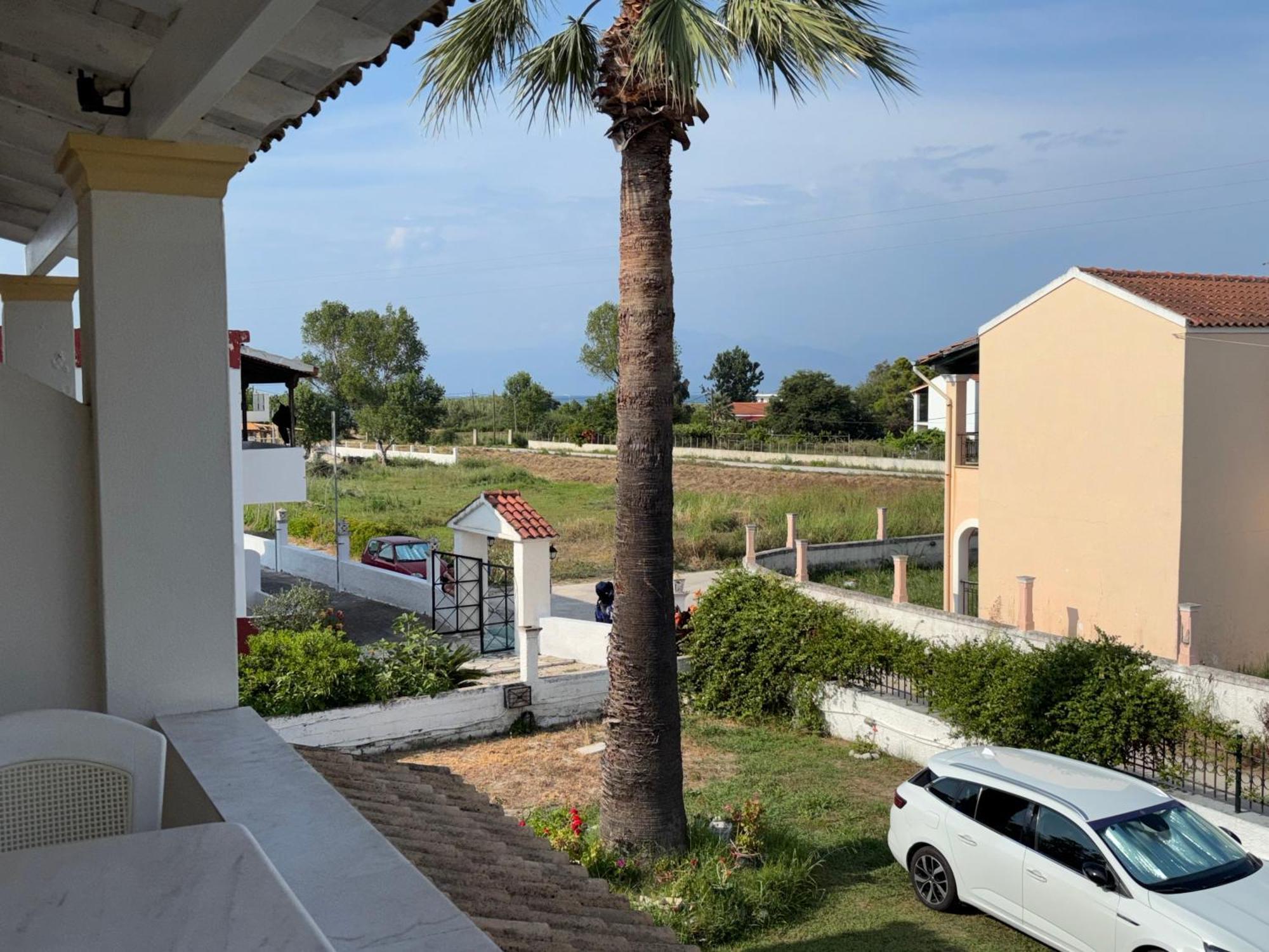 Dolphin Apt & Studios -Near The Beach Apartament Roda (Corfu)