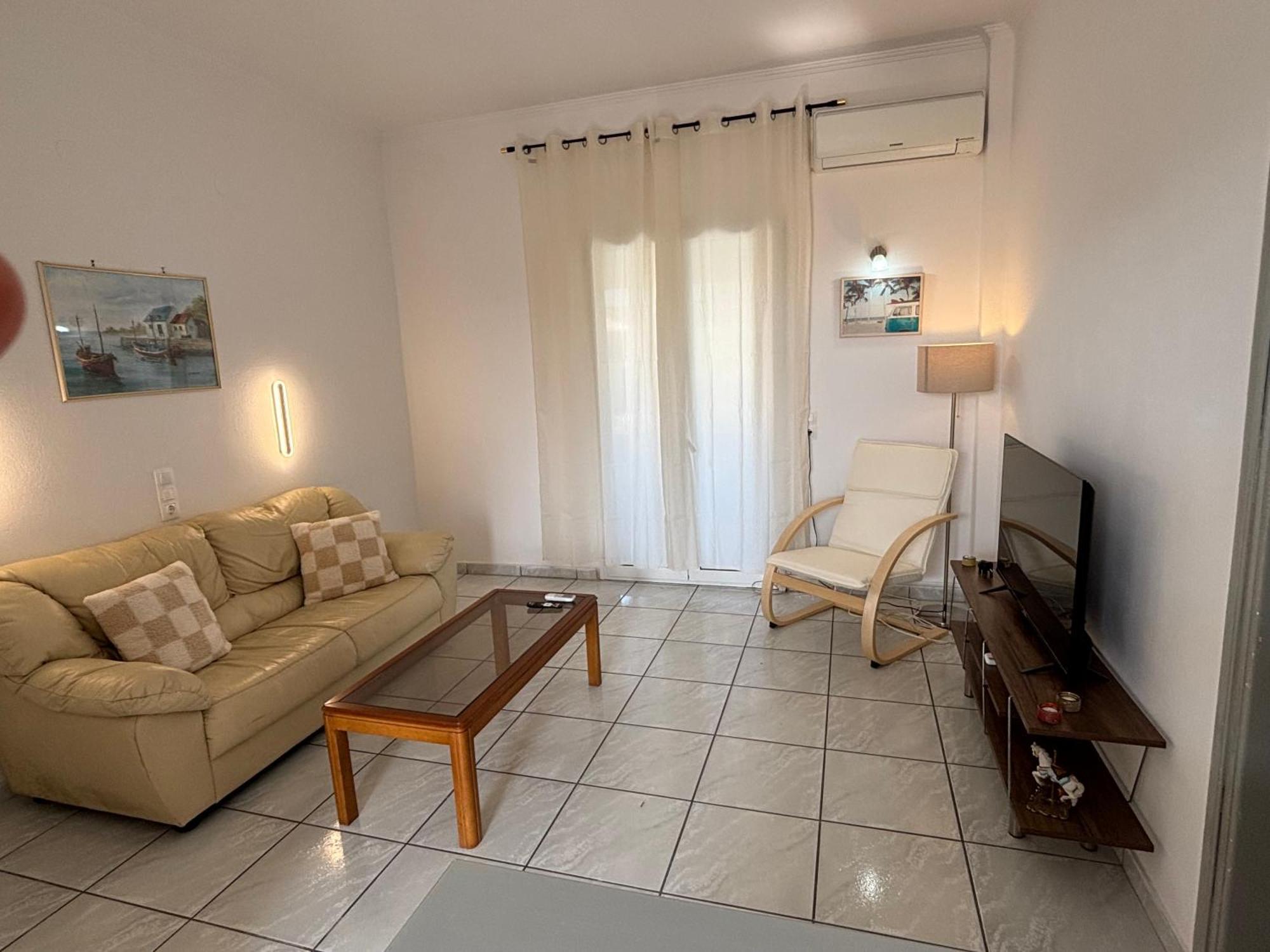 Dolphin Apt & Studios -Near The Beach דירה *